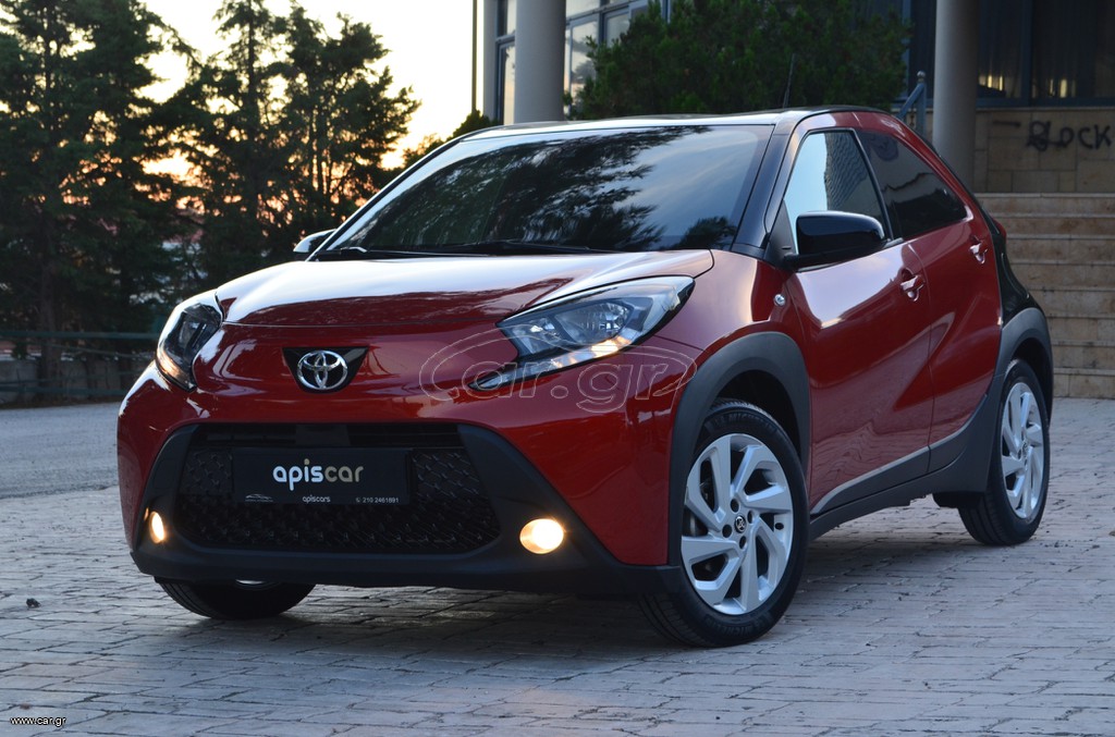 Toyota Aygo (X) 2023 1000cc X-PLAY