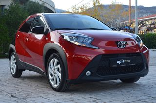 Toyota Aygo (X) 2023 1000cc X-PLAY-thumb-1