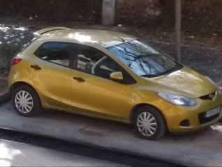 Mazda 2 2009