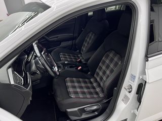 Volkswagen Polo 2019 2.0 GTI-thumb-62