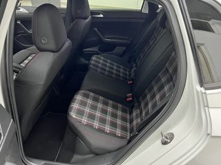 Volkswagen Polo 2019 2.0 GTI-thumb-67