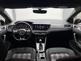 Volkswagen Polo 2019 2.0 GTI-thumb-69