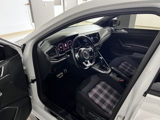 Volkswagen Polo 2019 2.0 GTI-thumb-74