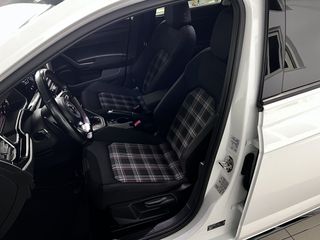 Volkswagen Polo 2019 2.0 GTI-thumb-75