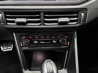 Volkswagen Polo 2019 2.0 GTI-thumb-57