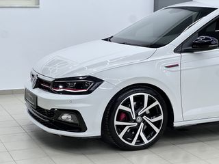 Volkswagen Polo 2019 2.0 GTI-thumb-10