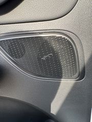 Mercedes-Benz EQE 2024 300-thumb-29