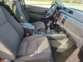Toyota Hilux 2019-thumb-3