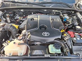 Toyota Hilux 2019-thumb-6