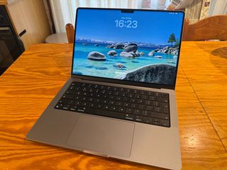 Macbook Pro 14" M1 Pro - ΣΑΝ ΚΑΙΝΟΥΡΓΙΟ