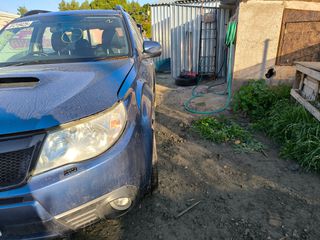 Subaru Forester 2012 DIESEL-thumb-1