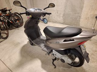 Derbi Boulevard 150 2003-thumb-2