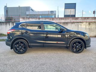 Nissan Qashqai 2017 BLACK EDITION TEKNA PANORAMA NAVI CAMERA-thumb-3