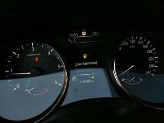 Nissan Qashqai 2017 BLACK EDITION TEKNA PANORAMA NAVI CAMERA-thumb-12