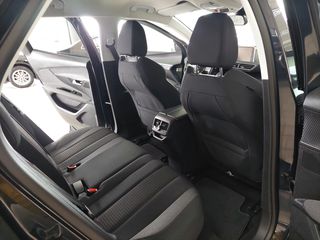 Peugeot 3008 2019-thumb-15