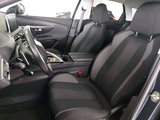 Peugeot 3008 2019-thumb-9