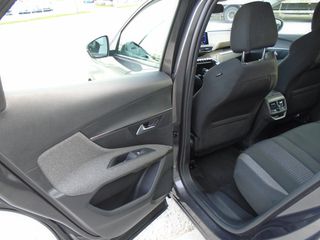 Peugeot 3008 2022 1.5 BLUEHDI 130 ACTIVE PACK EAT8-thumb-8