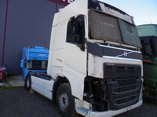 Volvo 2016 FH4 460-thumb-2