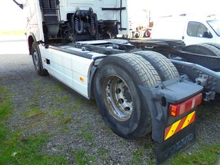 Volvo 2016 FH4 460-thumb-7