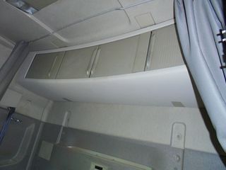 Volvo 2016 FH4 460-thumb-11