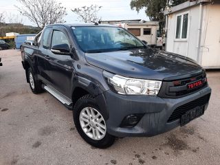 Toyota Hilux 2017 TOYOTA HILUX 2017 2.4 1/5 ΚΑΜΠΙΝΑ