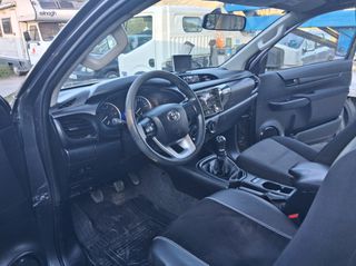 Toyota Hilux 2017 ΕΠΩΛΗΘΗ-thumb-6