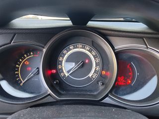 Citroen C3 2014 1.2 PURETECH 82hp-thumb-10