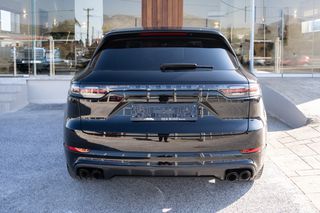 Porsche Cayenne 2022 E-Hybrid Platinum Edition-thumb-5