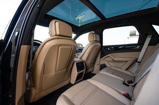 Porsche Cayenne 2022 E-Hybrid Platinum Edition-thumb-35