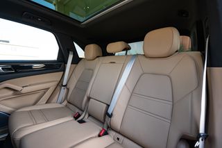 Porsche Cayenne 2022 E-Hybrid Platinum Edition-thumb-37