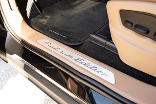 Porsche Cayenne 2022 E-Hybrid Platinum Edition-thumb-14