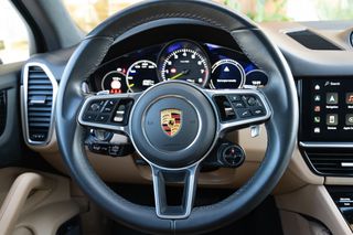 Porsche Cayenne 2022 E-Hybrid Platinum Edition-thumb-20