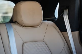 Porsche Cayenne 2022 E-Hybrid Platinum Edition-thumb-36