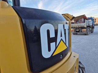 Εκσκαφέας Με Ερπύστριες CAT 2018 308E2CR-thumb-7