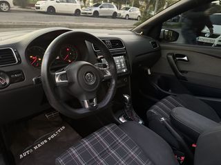 Volkswagen Polo 2011 GTI-thumb-10