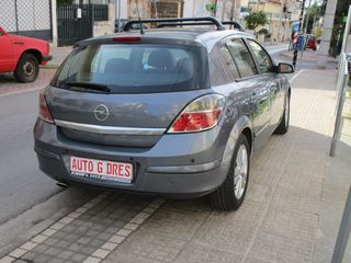 Opel Astra 2007-thumb-3
