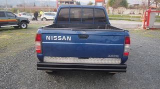 Nissan Navara 2000 D22 4X4 2.5DI TURBO DIESEL-thumb-4