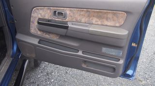 Nissan Navara 2000 D22 4X4 2.5DI TURBO DIESEL-thumb-6