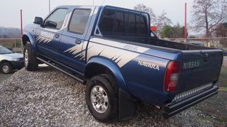 Nissan Navara 2000 D22 4X4 2.5DI TURBO DIESEL-thumb-24