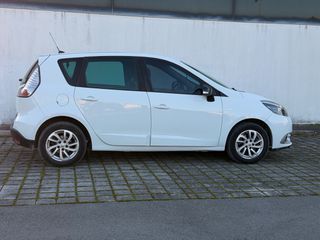 Renault Scenic 2016 1.5 DCI DIESEL-thumb-12