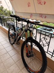Downhill - Enduro - Trail Cube 2021 Stereo 150 action team