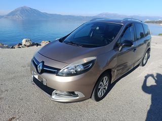 Renault Grand Scenic 2015
