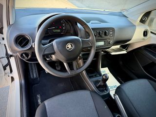 Skoda Citigo 2015-thumb-12