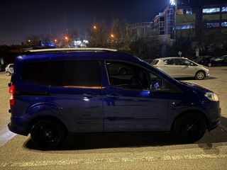 Ford Courier 2018 ecoboost-thumb-3