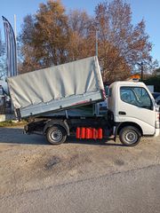 Ανατροπή Toyota 2014 dyna-thumb-2
