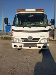 Ανατροπή Toyota 2014 dyna-thumb-12