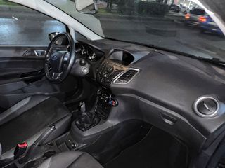 Ford Fiesta 2016 Full extra-thumb-25