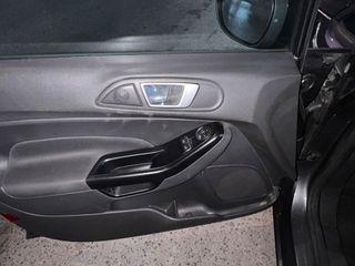 Ford Fiesta 2016 Full extra-thumb-32