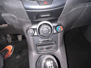 Ford Fiesta 2016 Full extra-thumb-34