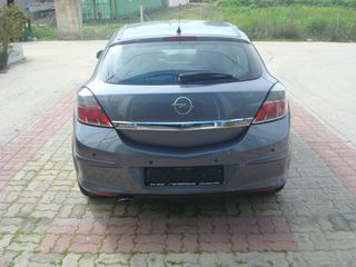 Opel Astra 2006 GTC SPORT 1.6-thumb-3